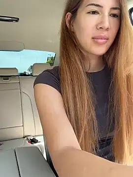 Snapshot of clairewntr chatting on July 3, 11:16 am clairewntr online show from July 3, 11:16 am