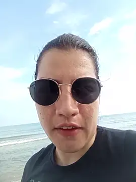 carmesix online show from April 28, 12:32 pm