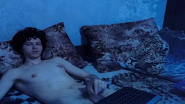 Snapshot of littledaddyflex chatting on October 16, 9:43 am littledaddyflex online show from October 16, 9:43 am