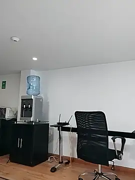 aisha latina online show from October 23, 4:06 pm