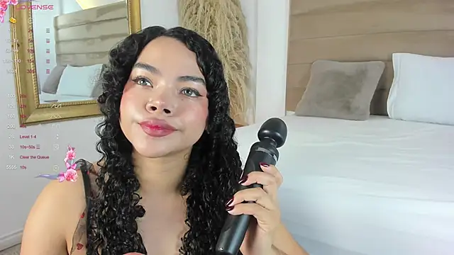 ValerieDiaz  online show from January 9, 11:58 am