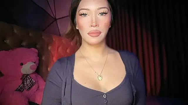 Jasmine Elcock online show from February 5, 7:40 pm