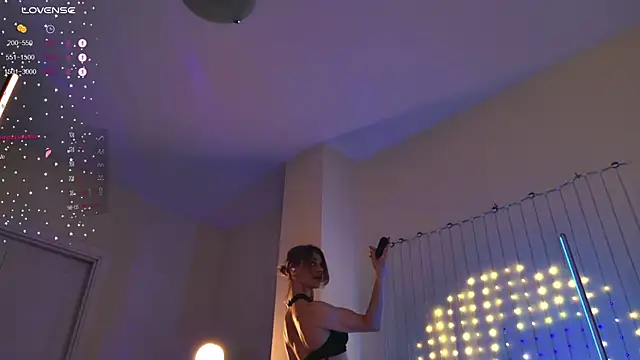 Arielle  03 online show from May 16, 2:19 am