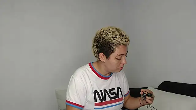 Snapshot of kathy_luisa chatting on March 13, 1:12 am kathy luisa online show from March 13, 1:12 am