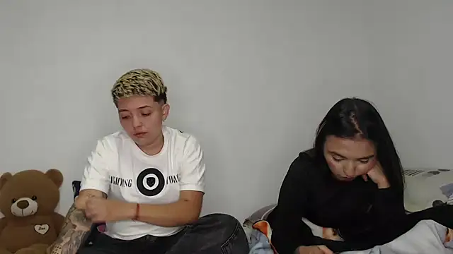 Snapshot of kathy_luisa chatting on March 20, 12:37 am kathy luisa online show from March 20, 12:37 am