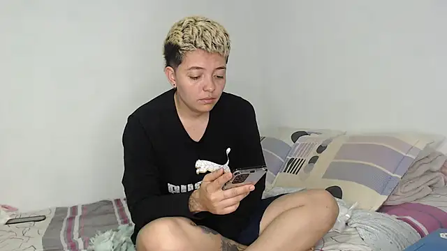 Snapshot of kathy_luisa chatting on March 26, 12:28 am kathy luisa online show from March 26, 12:28 am