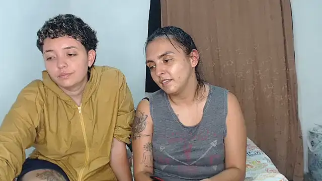 Snapshot of kathy_luisa chatting on May 16, 12:29 am kathy luisa online show from May 16, 12:29 am