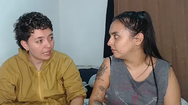 Snapshot of kathy_luisa chatting on May 16, 12:51 am kathy luisa online show from May 16, 12:51 am