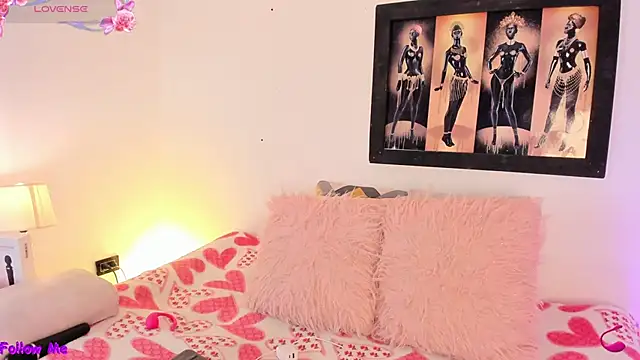 Snapshot of SophieRossi chatting on September 17, 4:14 am SophieRossi online show from September 17, 4:14 am