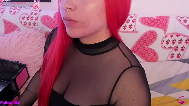 Snapshot of SophieRossi chatting on September 18, 3:52 am SophieRossi online show from September 18, 3:52 am