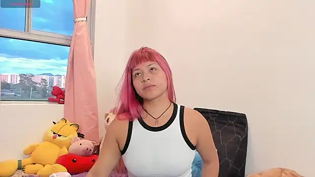 SophieRossi online show from April 8, 10:43 pm