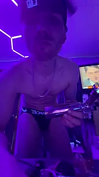 Snapshot of Cloudd_Kingg_Iceyyy chatting on March 5, 2:57 pm Cloudd Kingg Iceyyy online show from March 5, 2:57 pm