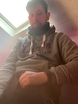 Snapshot of Taxidriver1988 chatting on January 6, 1:26 pm Taxidriver1988 online show from January 6, 1:26 pm