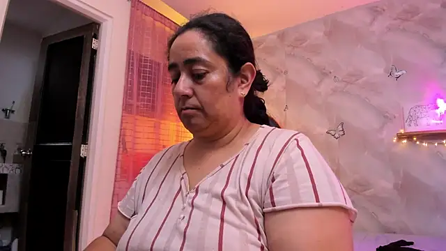 Snapshot of agathaxxx-69 chatting on September 27, 7:41 pm agathaxxx-69 online show from September 27, 7:41 pm