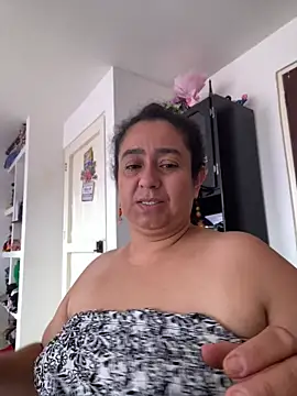 agathaxxx-69 online show from June 18, 5:50 pm