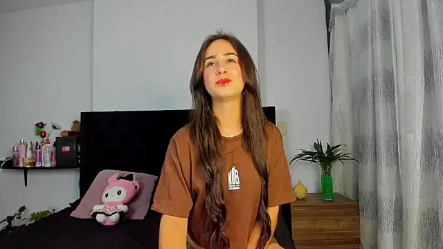 Snapshot of AndreaStivens chatting on November 14, 10:36 am AndreaStivens online show from November 14, 10:36 am