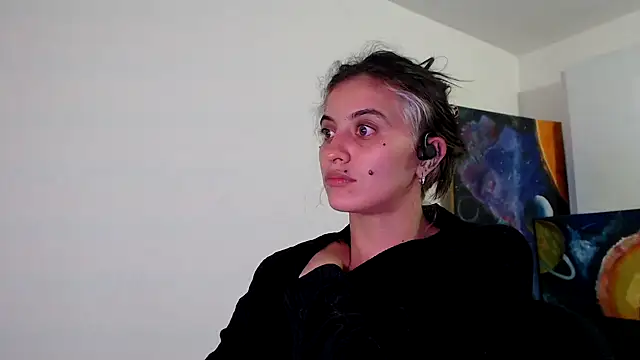 Snapshot of mariecam420 chatting on December 15, 3:13 am mariecam420 online show from December 15, 3:13 am