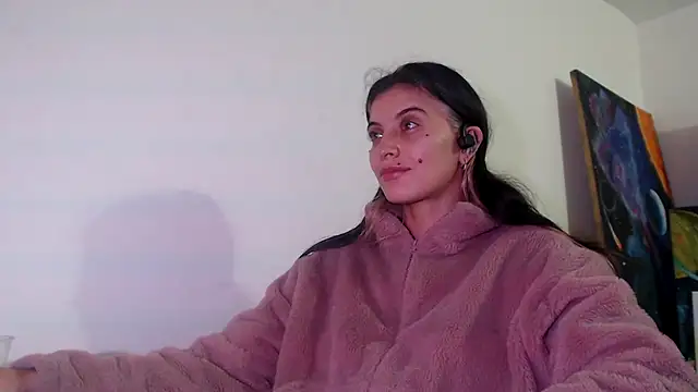 Snapshot of mariecam420 chatting on December 18, 5:26 am mariecam420 online show from December 18, 5:26 am