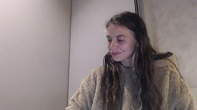 Snapshot of mariecam420 chatting on January 7, 11:56 pm mariecam420 online show from January 7, 11:56 pm