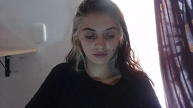 Snapshot of mariecam420 chatting on January 14, 3:36 pm mariecam420 online show from January 14, 3:36 pm