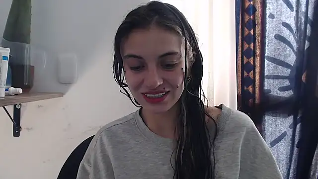 Snapshot of mariecam420 chatting on January 15, 2:02 pm mariecam420 online show from January 15, 2:02 pm