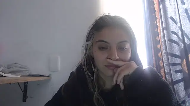 Snapshot of mariecam420 chatting on January 29, 4:08 pm mariecam420 online show from January 29, 4:08 pm