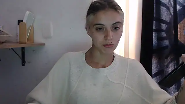 Snapshot of mariecam420 chatting on February 10, 9:47 pm mariecam420 online show from February 10, 9:47 pm