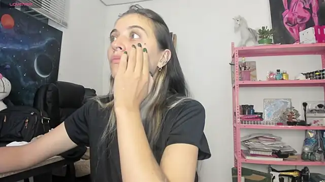 mariecam420 online show from March 27, 11:48 pm