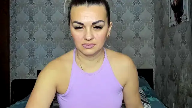 NicoletMoore online show from January 9, 8:32 pm