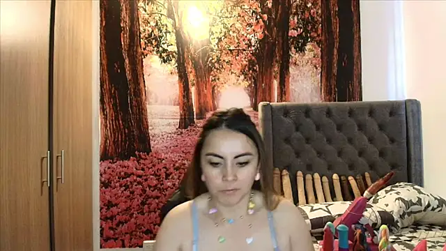 Snapshot of sofia23dirty chatting on October 25, 2:46 pm sofia23dirty online show from October 25, 2:46 pm