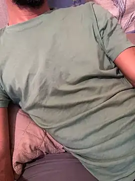 Snapshot of Kize69 chatting on February 1, 7:47 am Kize69 online show from February 1, 7:47 am