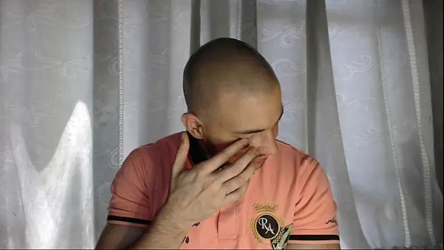 Snapshot of Armando_2002 chatting on September 20, 5:47 pm Armando 2002 online show from September 20, 5:47 pm