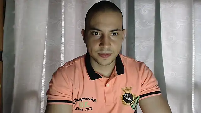 Snapshot of Armando_2002 chatting on September 30, 4:56 pm Armando 2002 online show from September 30, 4:56 pm