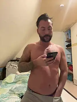 2guysforu online show from February 6, 5:09 pm