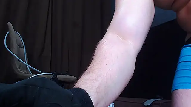 muscularjohnforuX online show from March 10, 7:52 pm