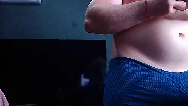 muscularjohnforuX online show from May 4, 7:48 am