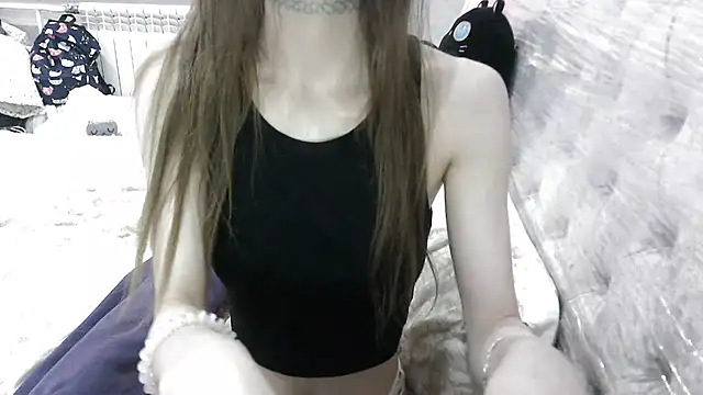KittyBounty online show from June 25, 6:56 pm