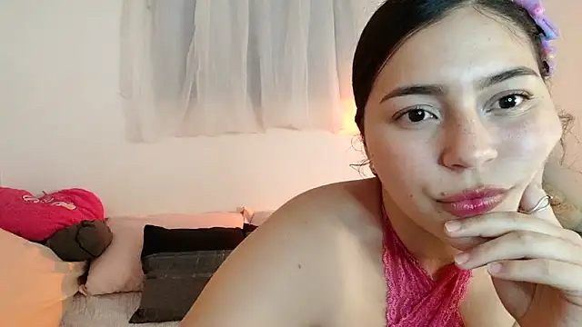 MollyG18 online show from November 20, 2:45 am