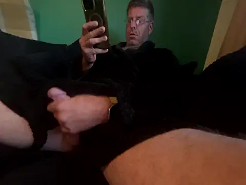 bigboy6880 online show from September 22, 5:42 am