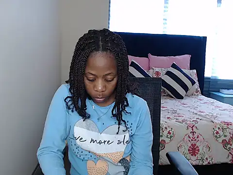 QUEENMANDYY online show from May 21, 6:31 am