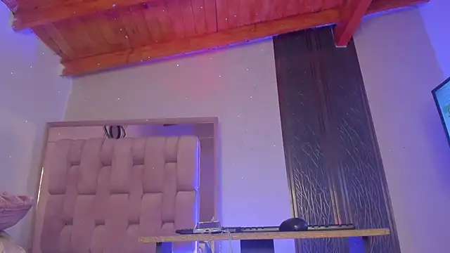 Snapshot of swt-booty chatting on March 30, 4:30 pm swt-booty online show from March 30, 4:30 pm