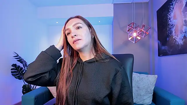 Snapshot of miataylorr1 chatting on March 13, 11:39 am miataylorr1 online show from March 13, 11:39 am