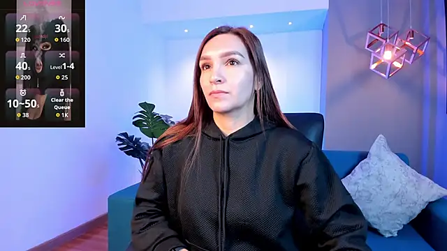 Snapshot of miataylorr1 chatting on April 6, 11:33 am miataylorr1 online show from April 6, 11:33 am