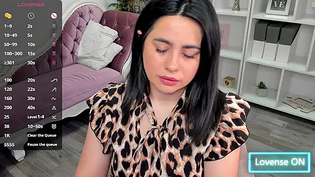 EmaBrownie online show from May 17, 6:59 pm