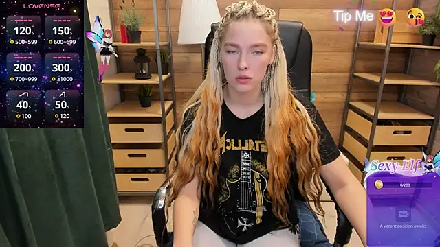 Snapshot of _fiona_Love chatting on December 9, 9:37 pm fiona Love online show from December 9, 9:37 pm