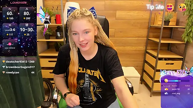 Snapshot of _fiona_Love chatting on January 20, 10:15 pm fiona Love online show from January 20, 10:15 pm
