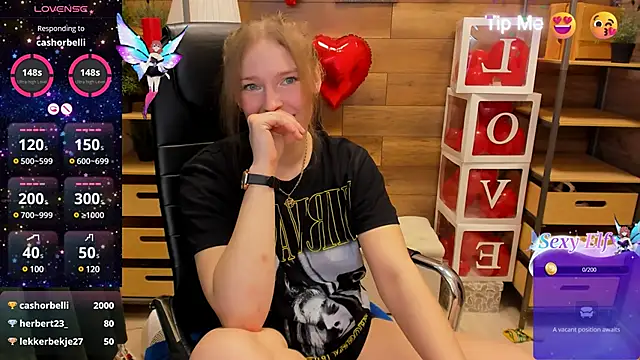 Snapshot of _fiona_Love chatting on March 11, 1:16 am fiona Love online show from March 11, 1:16 am