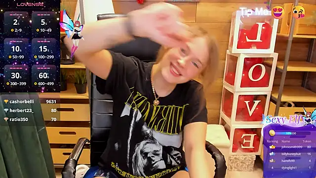 Snapshot of _fiona_Love chatting on March 13, 8:54 pm fiona Love online show from March 13, 8:54 pm