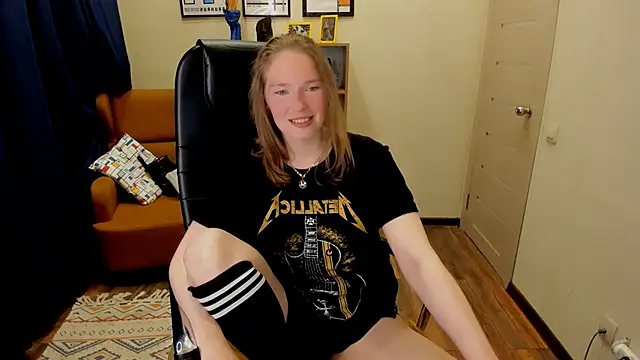  fiona Love online show from May 16, 8:07 pm