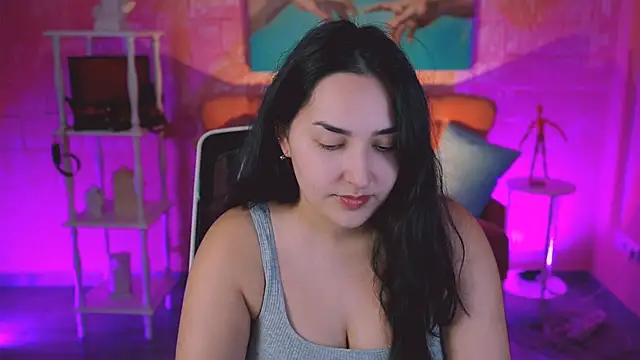 CeceliaJohnson online show from November 19, 8:14 am